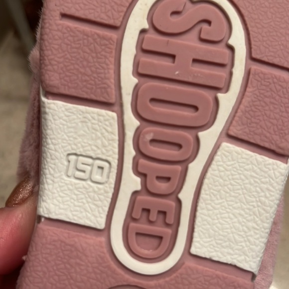 Shooped Shoe brand size 150 (7.5) lavender slip on slippers with bunny ears - Picture 5 of 5